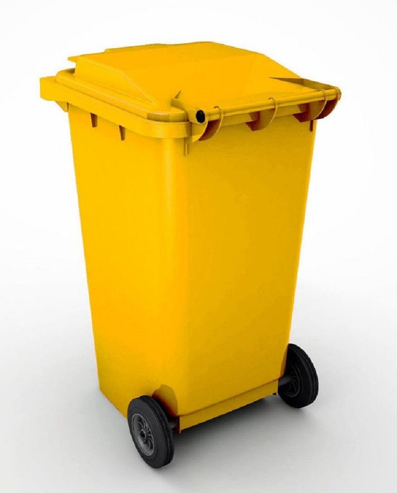 Желтые баки для мусора 
